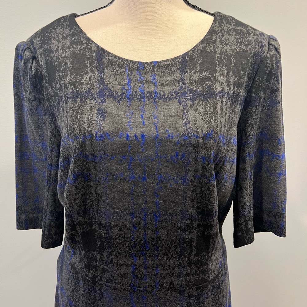 Betsey Johnson perfect dress for fall. - Picture 4 of 8